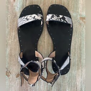 Banana Republic Black & White Snake-Print Ankle-Strap Sandals, 6.5